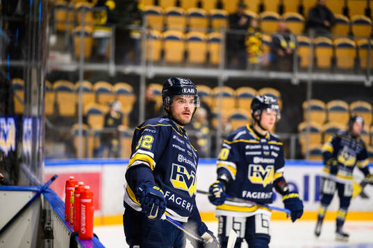 HV71s Oscar Engsund