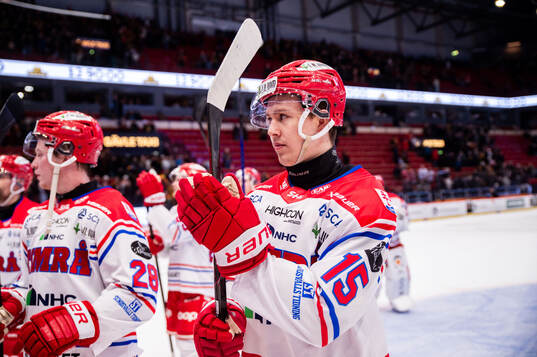Timrås Hugo Bergendal jublar