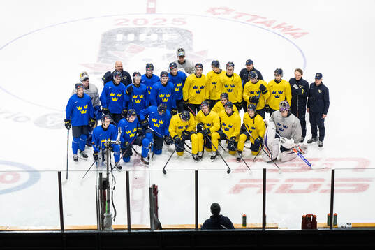 Bläddra bland fler bilder av 2025 IIHF World Junior Championship, day 5, Sweden, Practice