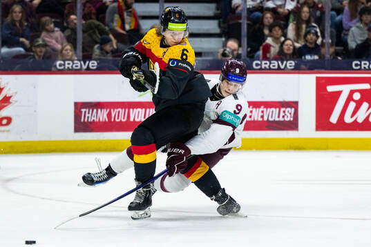 Norwin Panocha of Germany and Eriks Mateiko of Latvia