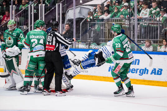 Leksands Marcus Karlberg och Rögles Josh Dickinson