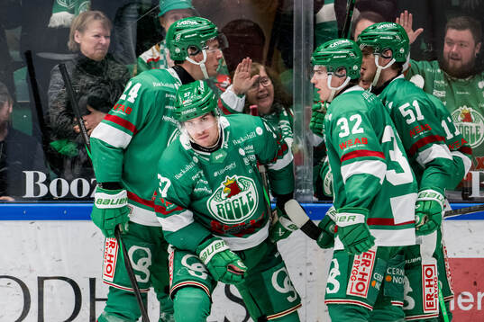 Rögles Albin Sundsvik jublar