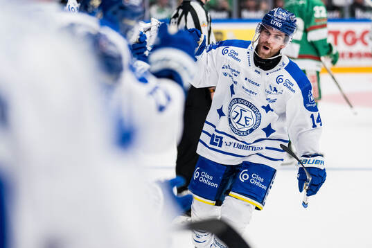 Leksands Oskar Lang jublar
