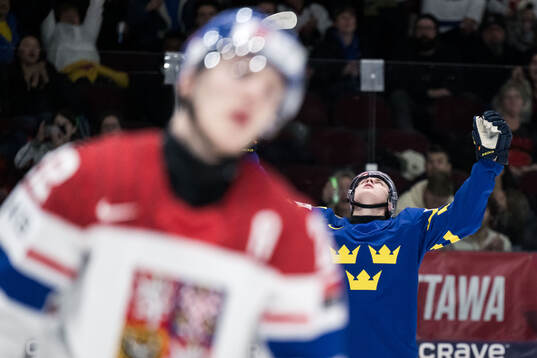 Herman Träff of Sweden celebrates