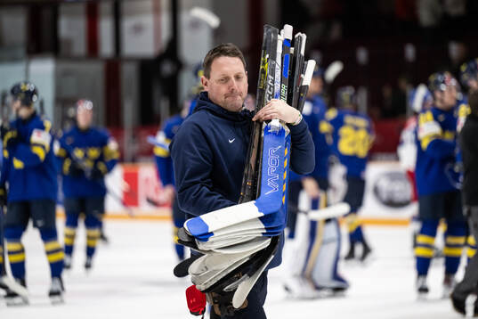 Equipment manager Daniel Nilsson of Sweden
