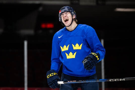 Bläddra bland fler bilder av 2025 IIHF World Junior Championship, day 7, Sweden, Practice