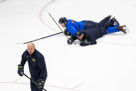 Anton Wahlberg and assistant coach Gereon Dahlgren of
