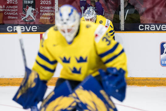 Goaltender Melker Thelin and goaltender Marcus Gidlöf of