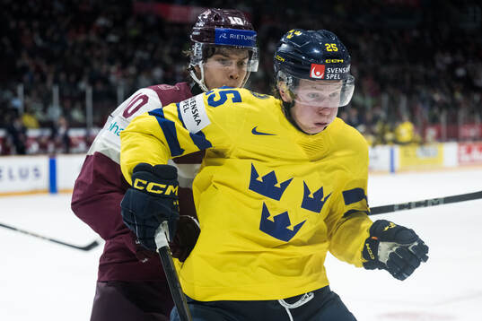 Harijs Cjunkis of Latvia and Otto Stenberg of Sweden