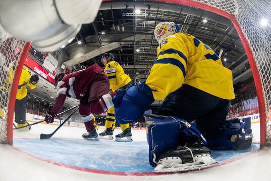 Goaltender Melker Thelin of Sweden