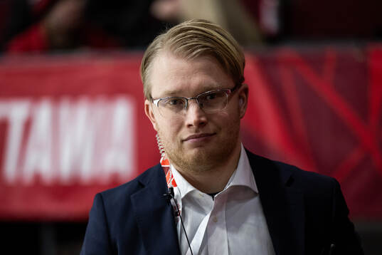 Video coach Jacob Strandberg of Sweden