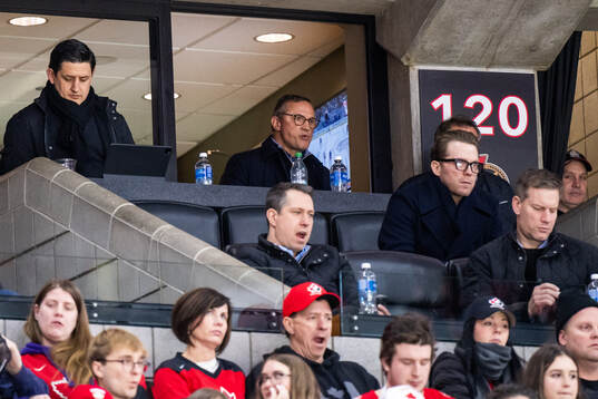 Steve Yzerman in the stands