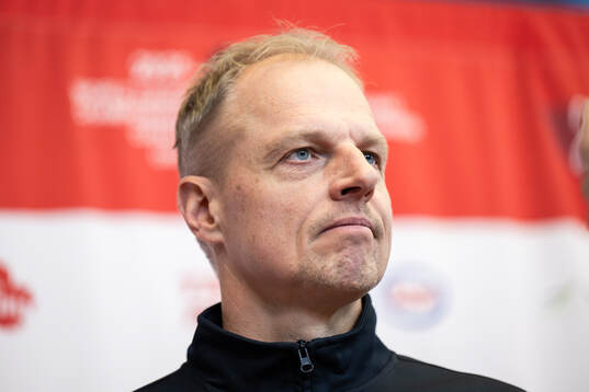 Head coach Magnus Hävelid of Sweden is interviewed