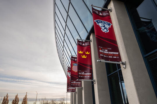 Logos of participating countries USA, Sweden and Finland at