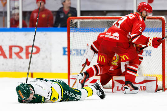 Björklövens Axel Ottosson har ont