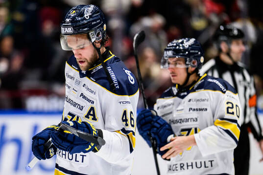 HV71s Joona Luoto deppar