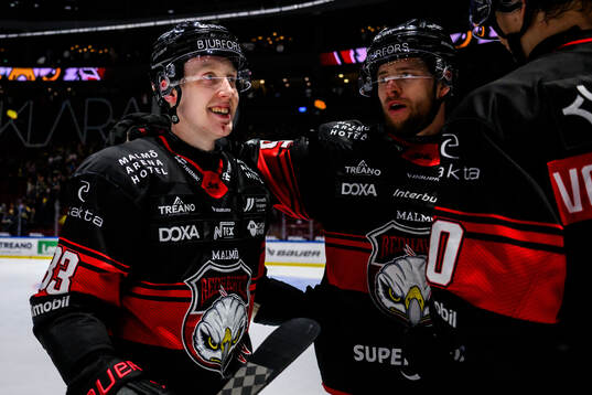 Malmö Redhawks Lassi Thomson jublar
