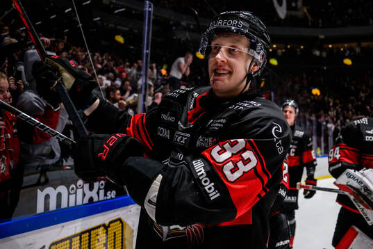 Malmö Redhawks Lassi Thomson jublar