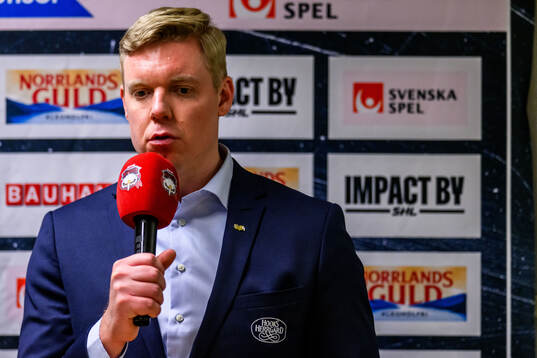 HV71s tränare Anton Blomqvist