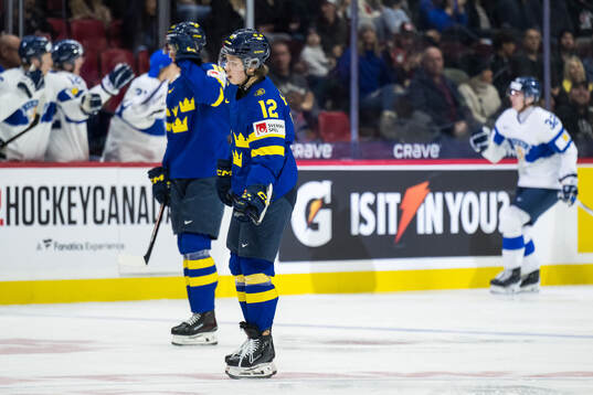 Isac Hedqvist of Sweden looks dejected