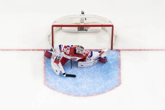 Cole Eiserman of USA (not pictured) scores 2-1 behind