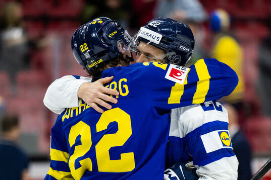Anton Wahlberg of Sweden and Kasper Halttunen of Finland