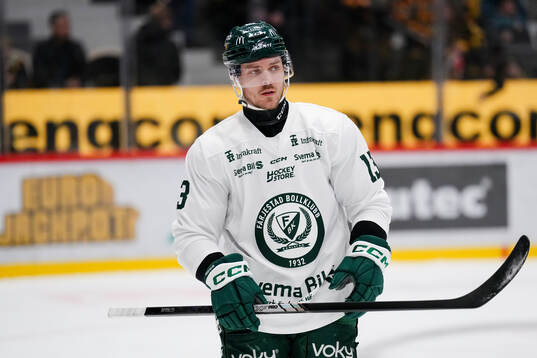 Färjestads Joel Kellman före ishockeymatchen i SHL mellan