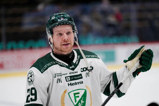 Färjestads Oskar Steen