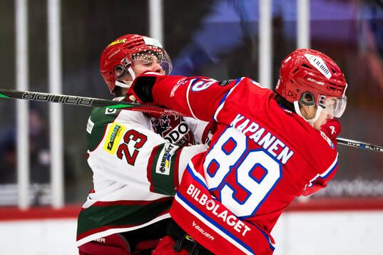 Modos Tobias Winberg och Timrås Oliver Kapanen