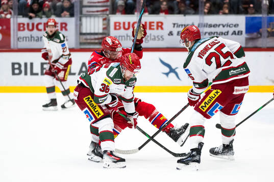 Modos Sebastian Ohlsson och Timrås Oliver Johansson