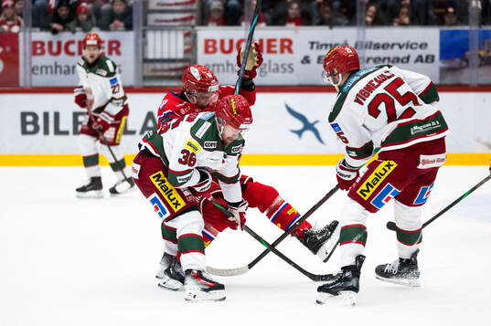 Modos Sebastian Ohlsson och Timrås Oliver Johansson