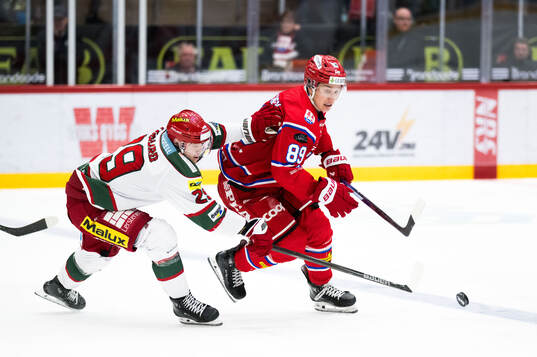 Modos Mikkel Aagaard och Timrås Oliver Kapanen