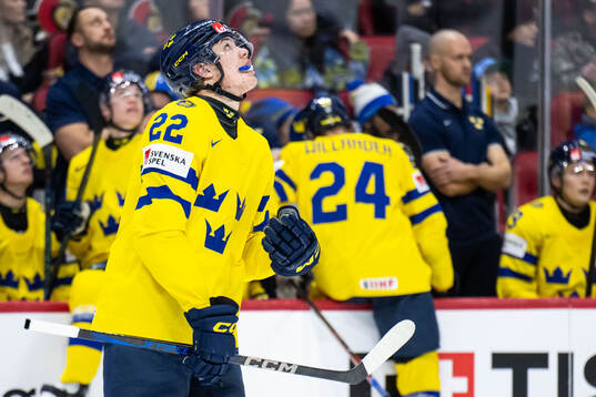 Anton Wahlberg of Sweden looks dejected