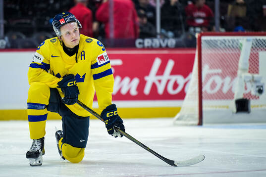Theo Lindstein of Sweden looks dejected