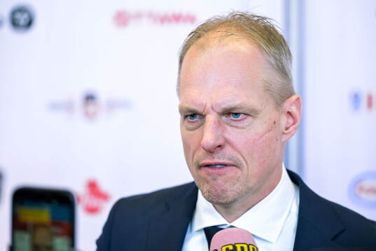 Head coach Magnus Hävelid of Sweden being interviewed