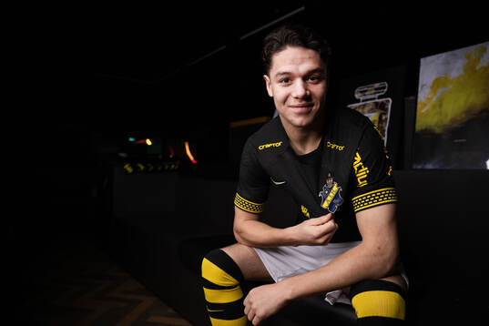 Charlie Pavey, AIK