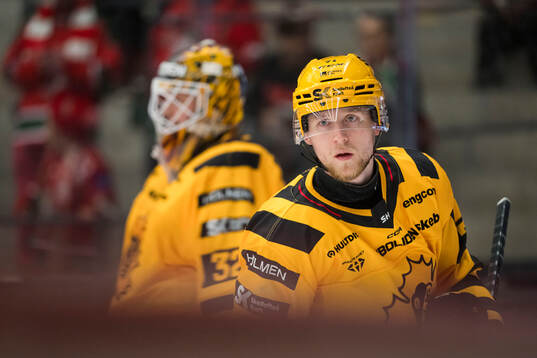 Skellefteås Frans Haara innan ishockeymatchen i SHL mellan