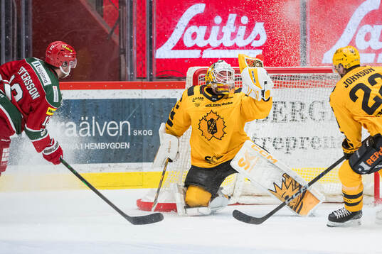 Skellefteås målvakt Gustaf Lindvall