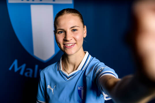 Malmö FF presenterar Katariina Kosola som en ny spelare