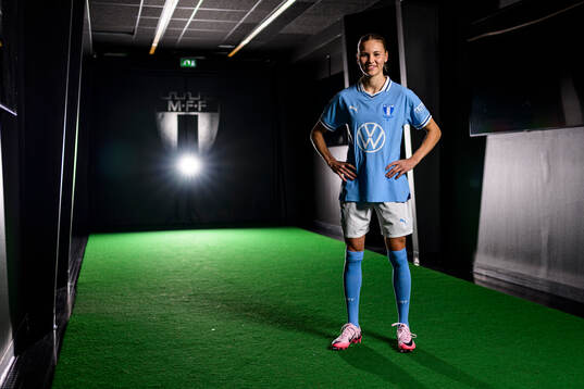Malmö FF presenterar Katariina Kosola som en ny spelare