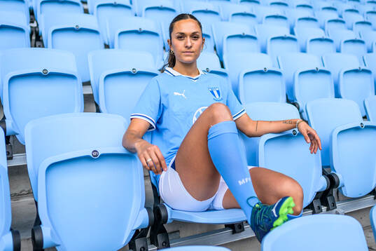 Malmö FF presenterar Izzy D'Aquila