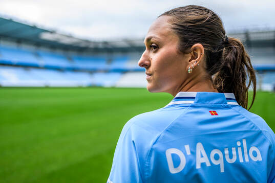 Malmö FF presenterar Izzy D'Aquila
