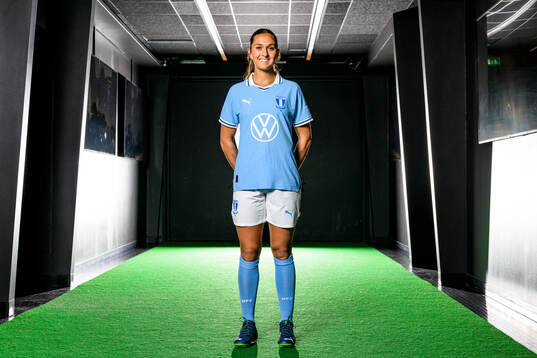 Malmö FF presenterar Izzy D'Aquila