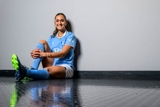 Malmö FF presenterar Izzy D'Aquila