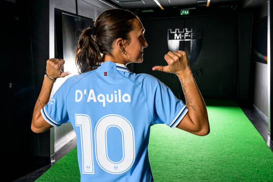 Malmö FF presenterar Izzy D'Aquila