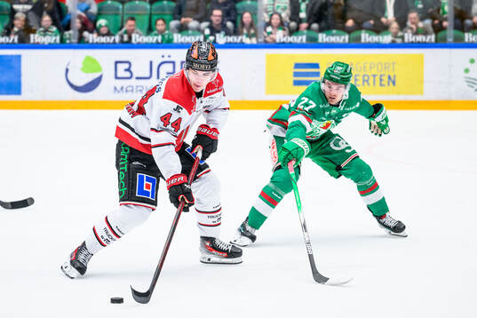 Örebros Melvin Fernström och Rögles Linus Sjödin
