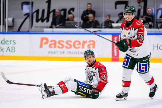 Frölundas Nicklas Lasu och Frölundas Isac Heens