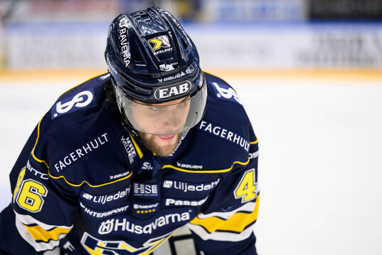 HV71s Joona Luoto deppar