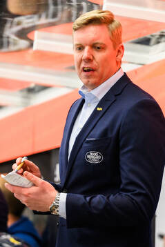 HV71s tränare Anton Blomqvist