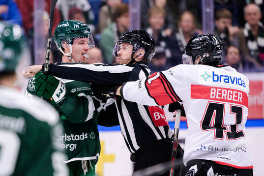 Färjestads Adam Ollas Mattsson och Malmö Redhawks Joseph